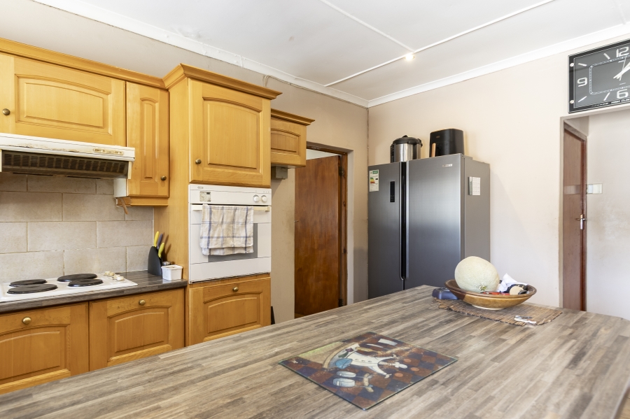 2 Bedroom Property for Sale in Gustrouw Western Cape